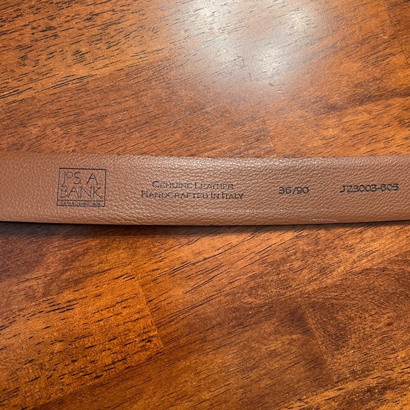 Jos-A-Bank leather belt - Picture 3 of 4